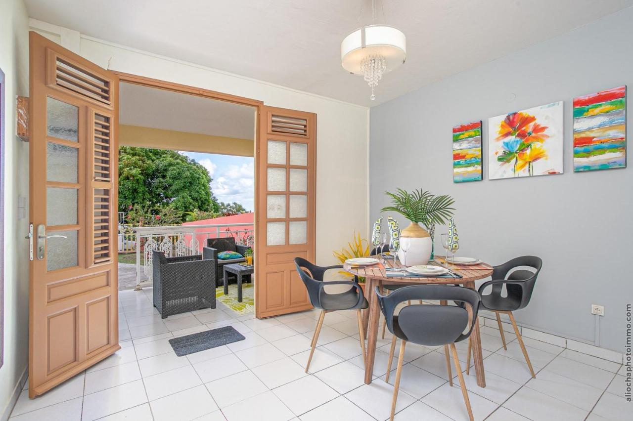 Le Brin D'Amour Apartment Ла Трините Екстериор снимка