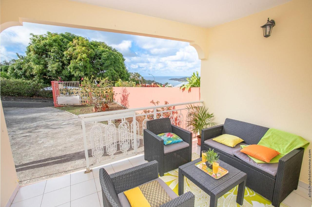 Le Brin D'Amour Apartment Ла Трините Екстериор снимка