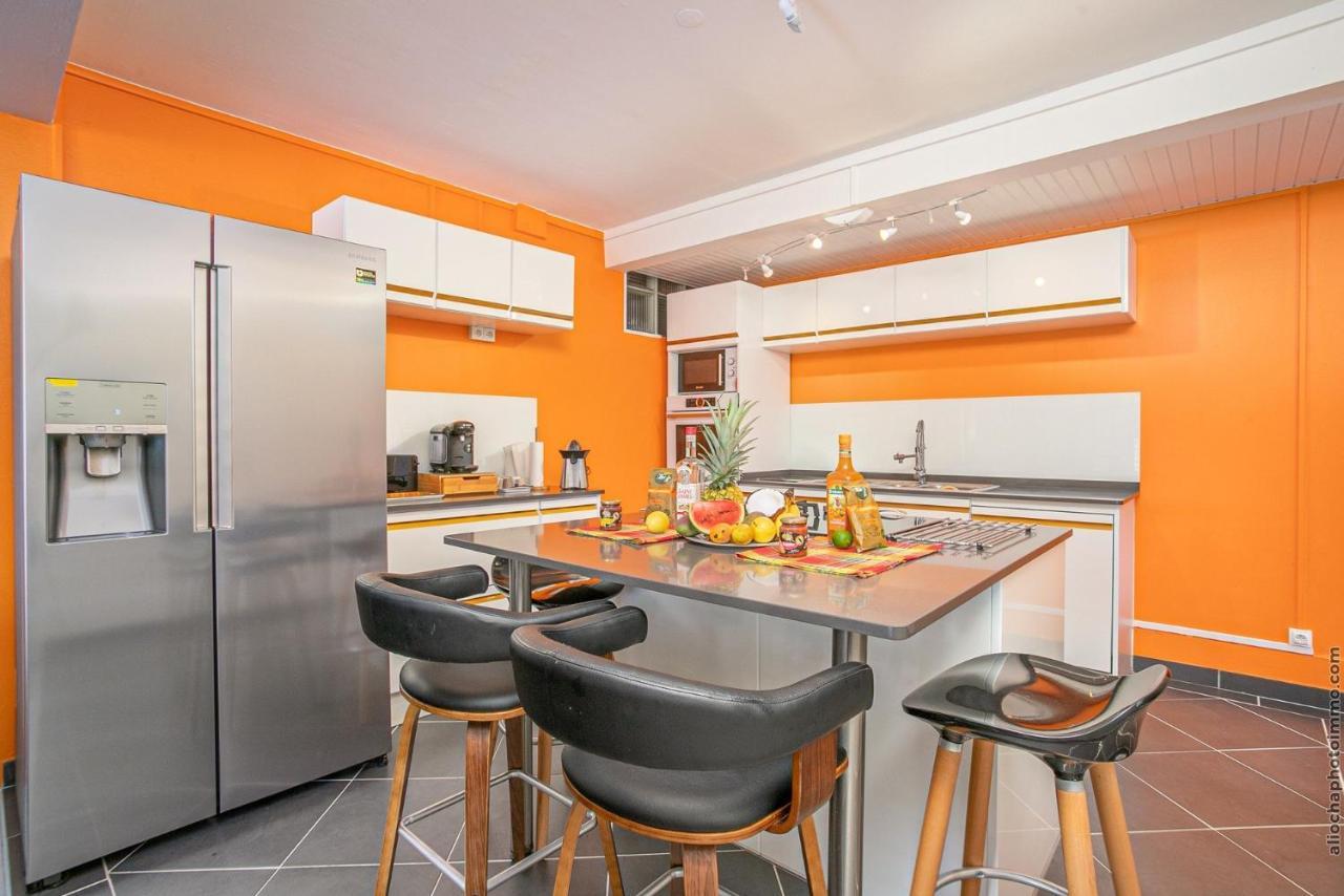 Le Brin D'Amour Apartment Ла Трините Екстериор снимка